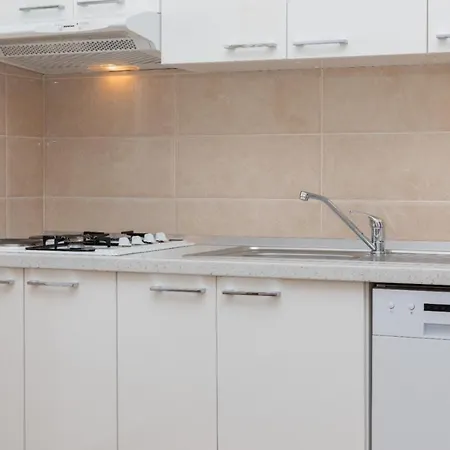 Jelena - Four - A Small House With A Private Yard - Two-room With A Sea View - - Two-room With Garden View- Free Parking Apartment