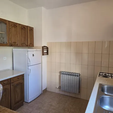 Jelena - Four - A Small House With A Private Yard - Two-room With A Sea View - - Two-room With Garden View- Free Parking